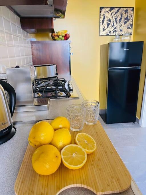 Cozy Apartment Gianicolense 3Bdr Рим Экстерьер фото