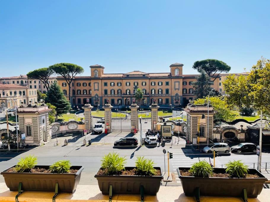 Cozy Apartment Gianicolense 3Bdr Рим Экстерьер фото
